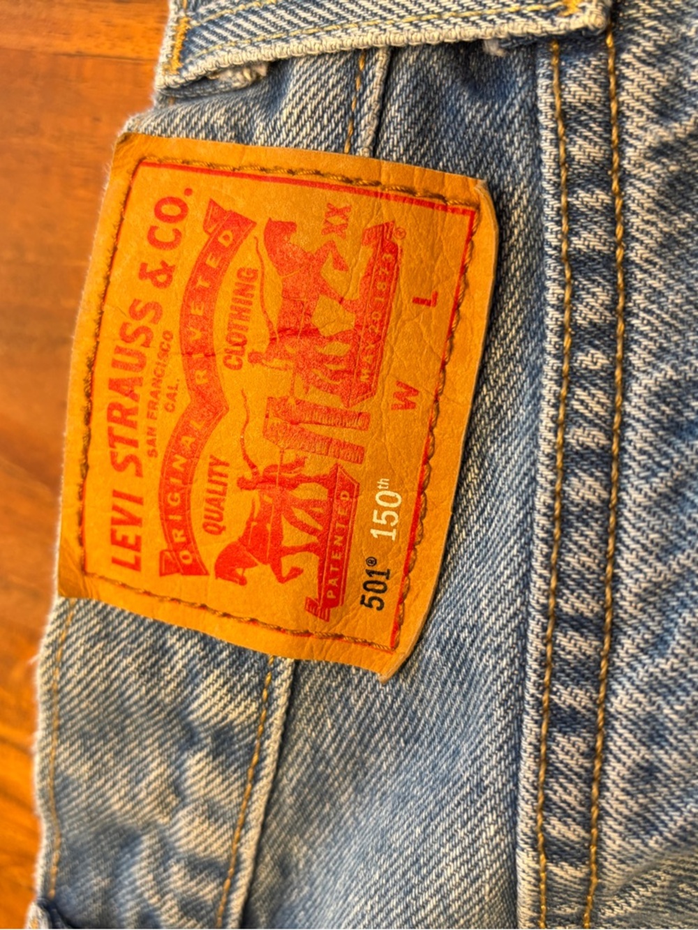 Levi’s 501 150th Anniversary Heart Patch Jeans - Size 24 x 30 - Picture 4 of 11